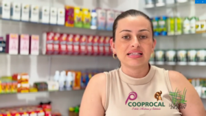 Lee más sobre el artículo LINA MARÍA TOMÓ LA MEJOR DECISIÓN AL SER ASOCIADA DE COOPROCAL ✨